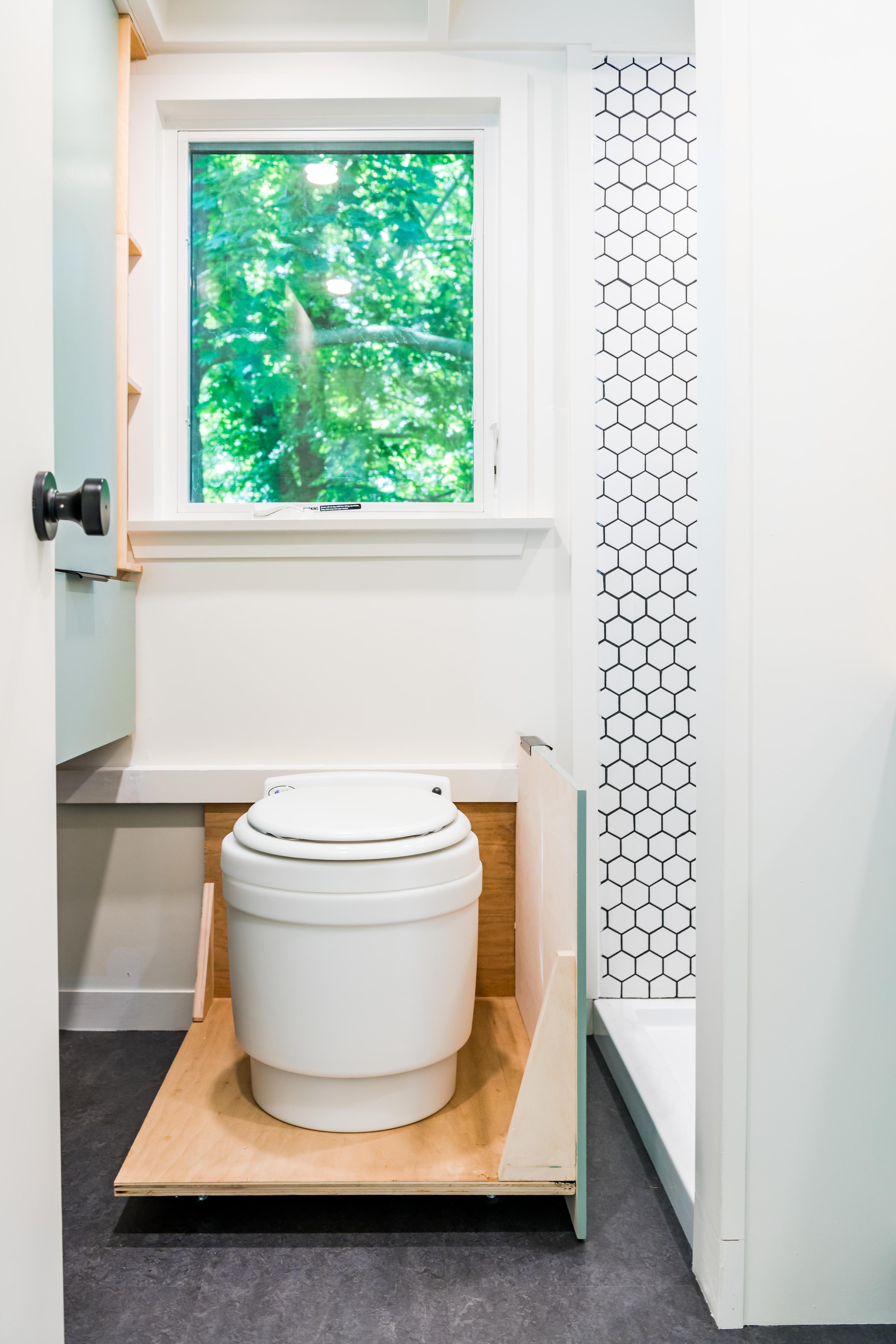 Bathroom detail