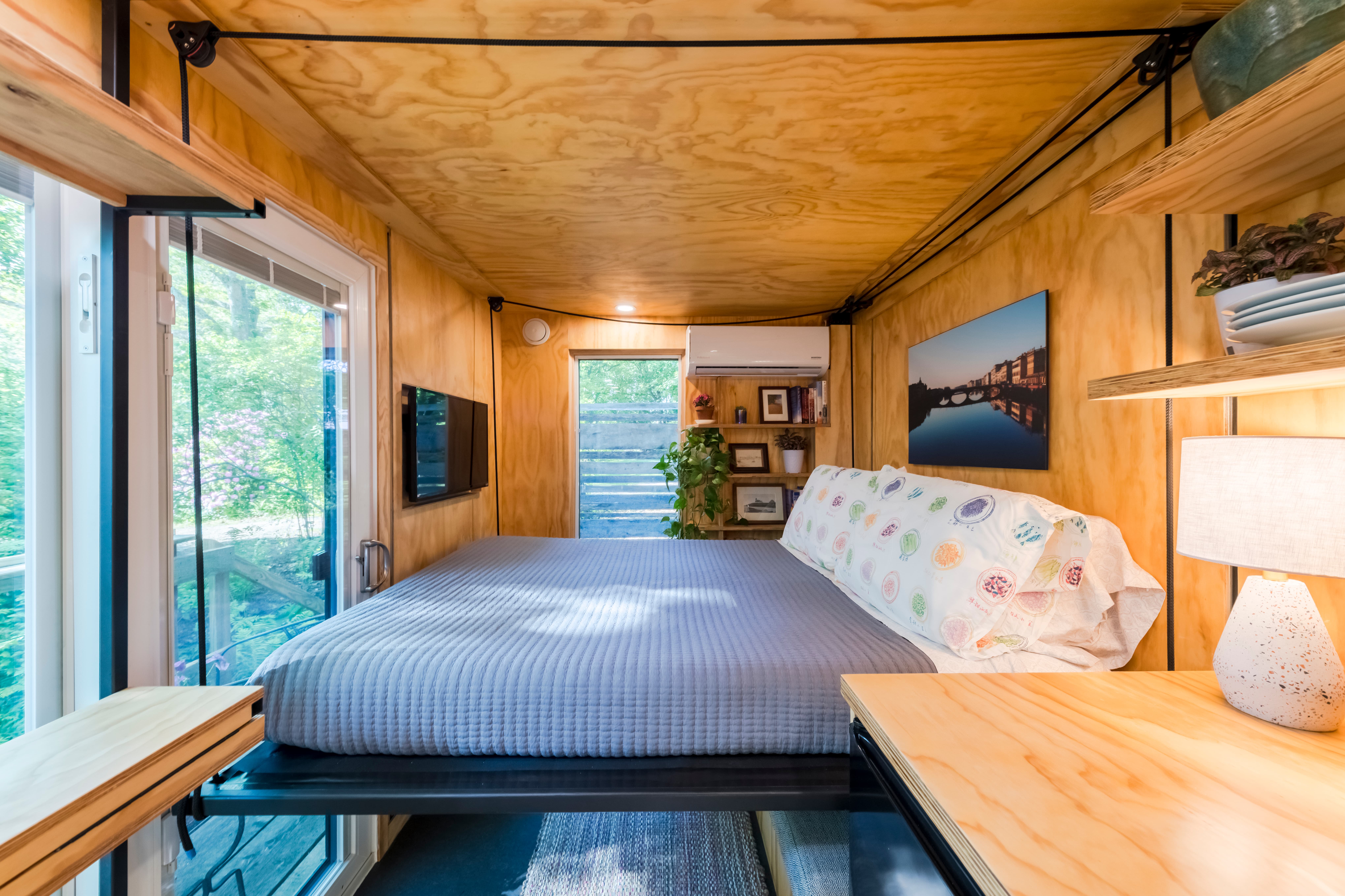 Bed from ceiling